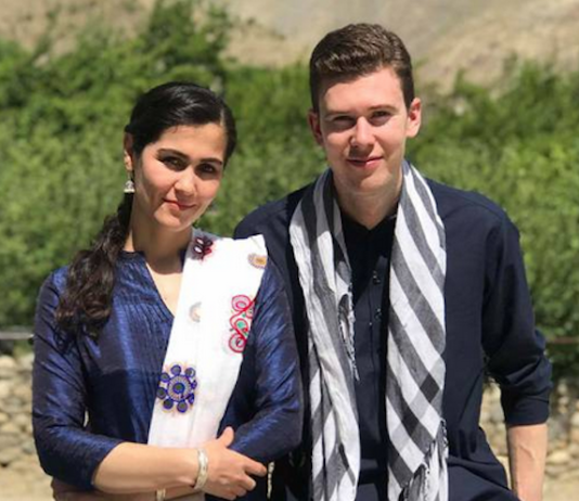 Muzhgan Samarqandi and her husband Daniel Kleinsman