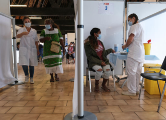 Covid-19 vaccinations in Noumea
