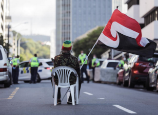 A street chair protest at the Parliament occupation