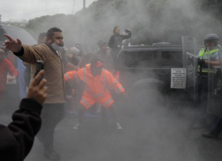 Anti-covid public health measures protesters and police clash on the 23rd day of the Parliament grounds occupation in Wellington