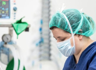 New Zealand's covid-19 case numbers declines