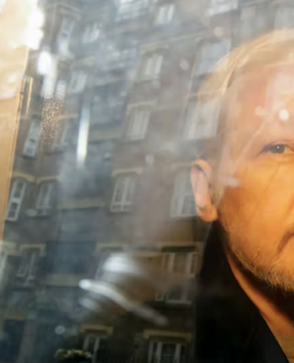 Political prisoner Julian Assange