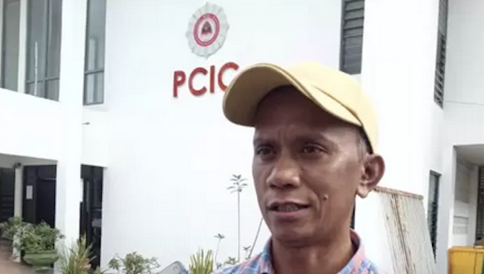 The Oekusi Post chief editor Raimundos Oki