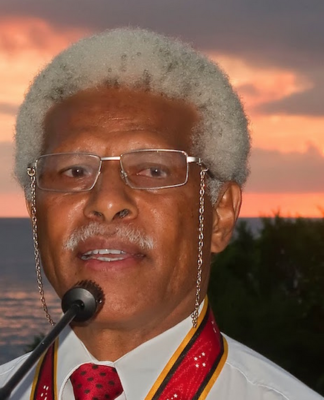 Former Chief Justice Sir Arnold Amet