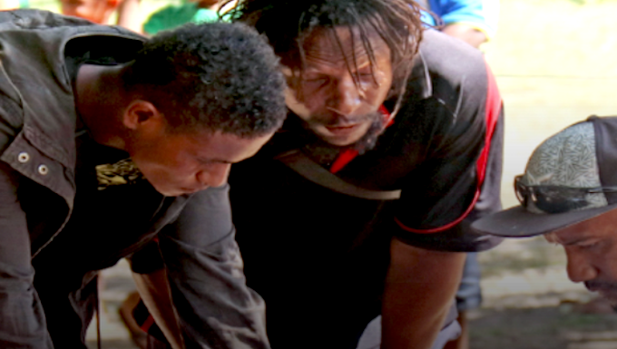 Papua New Guinea goes to the polls amid controversy over missing names Voters looking for their names as Papua New Guinea went to the polls