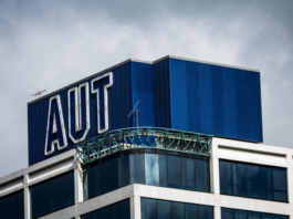 AUT tower logo