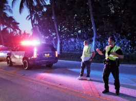 Police direct traffic outside Donald Trump’s Mar-a-Lago estate