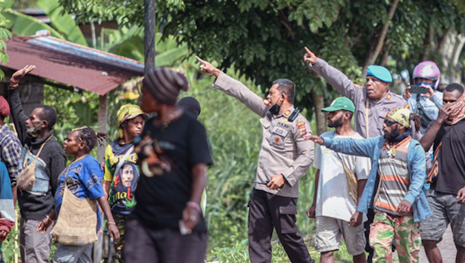 Indonesian tweets in Papua