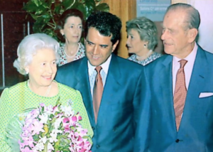 The late Queen Elizabeth with Tahiti's then Vice-President Édouard Fritch in 2002