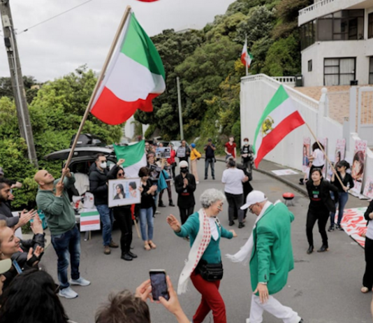 Protesters outside the Iranian embassy in Wellington 281022