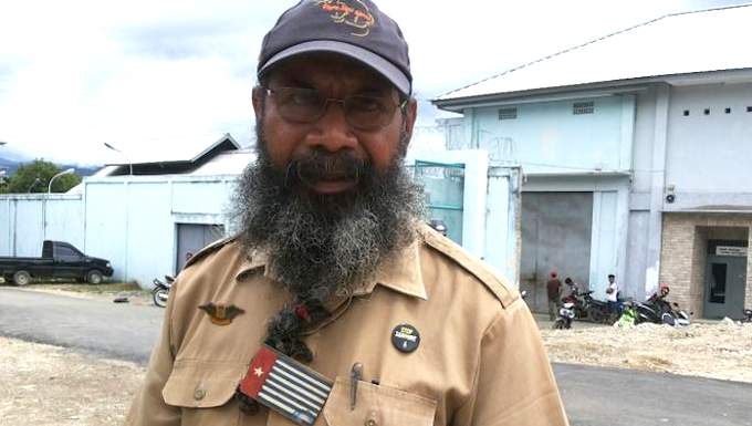 Filep Karma: A Papuan human rights hero and huge loss to the Pacific Papuan activist and former political prisoner Filep Karma