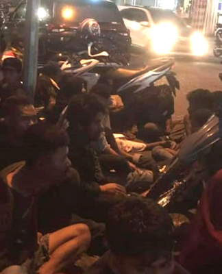 Indonesian protesters call for release of West Papua Morning Star detainees Dozens of activists of the Indonesian People's Front for West Papua protesters stage sit-in in North Maluku