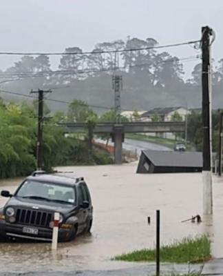 Torrential rain lashes West Auckland