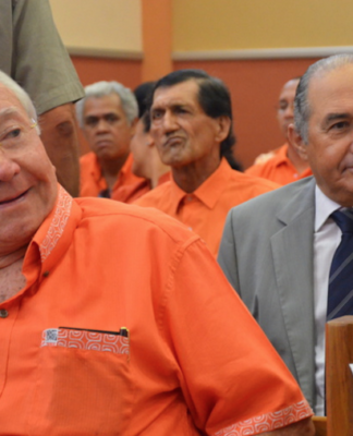Former Tahiti president Gaston Flosse (left) and businessman Hubert Haddad