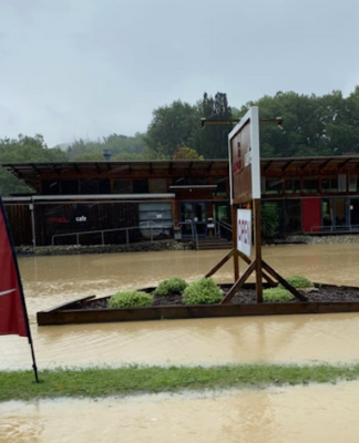 NZ floods: Heavy rain hits Waikato, Waitomo and derails train Floods in Waitomo