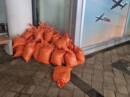 Sandbags in place at Auckland International Airport