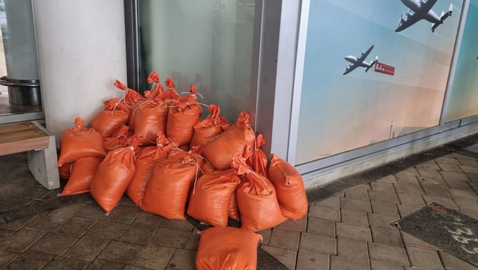 Sandbags in place at Auckland International Airport