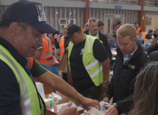 NZ Prime Minister Chris Hipkins visiting the Moana-nui-ā-Kiwa Hub in Māngere