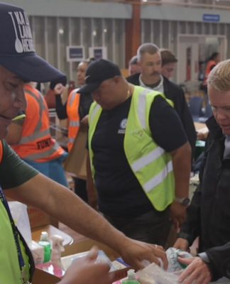 NZ Prime Minister Chris Hipkins visiting the Moana-nui-ā-Kiwa Hub in Māngere