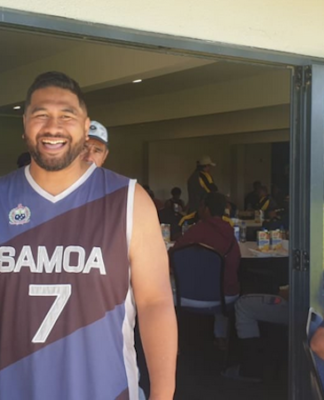 RSE worker Taylor Crichton and church volunteer Fuimaono Nathan Pulega at Napier