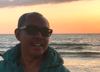 Papuan editor and publisher Victor Mambor