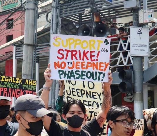 Several transport groups staged a strike yesterday in support of a better deal for jeepney owners and drivers as part of the Philippines government's modernisation programme