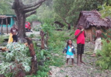 Children in Vanuatu after cyclones Judy and Kevin