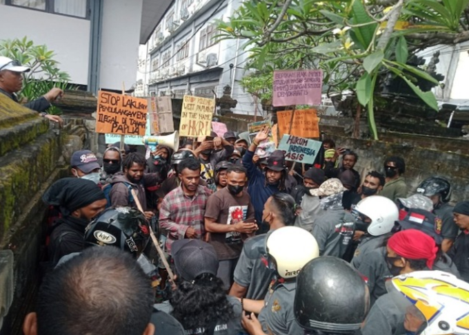 The Bali Papuan protest and clashes with Indonesian nationalists