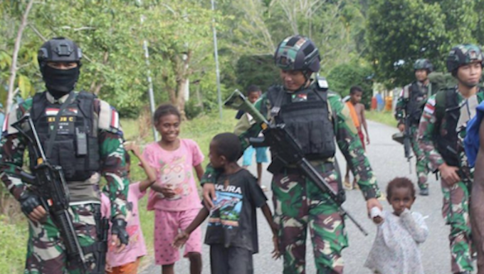 Indonesian security crackdown in West Papua – ‘traumatising raids, torture’ Change of tactics . . . while the Indonesian military have increased their crackdown in West Papua