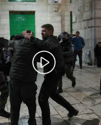 Israeli police attack worshippers inside Al-Aqsa Mosque