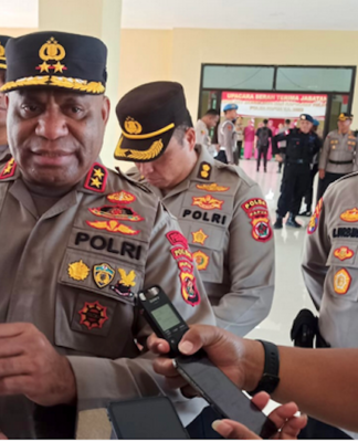 Police chief General Mathius D Fakhiri
