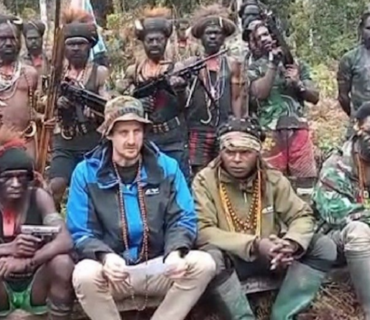 NZ hostage pilot Philip Mehrtens
