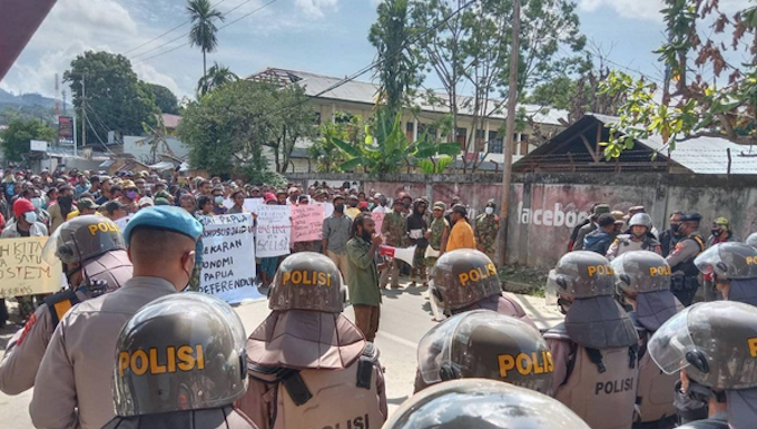A protest against the division of Papua Province and the establishment of a New Autonomous Region in Jayapura City in 2022