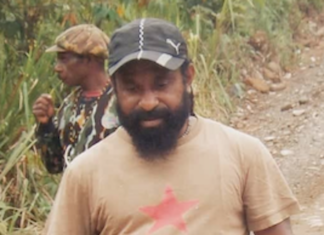 OPM leader Jeffrey Bomanak