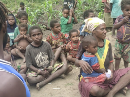 Nduga children living in refugee camps in the Papuan highlands