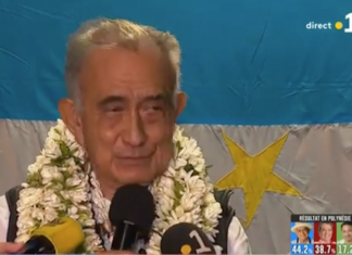 A jubilant Oscar Temaru