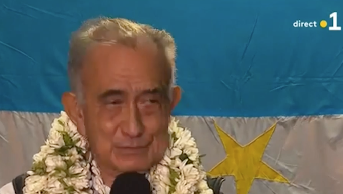 A jubilant Oscar Temaru