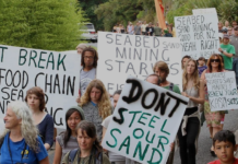 New Zealand seabed mining industry protesters