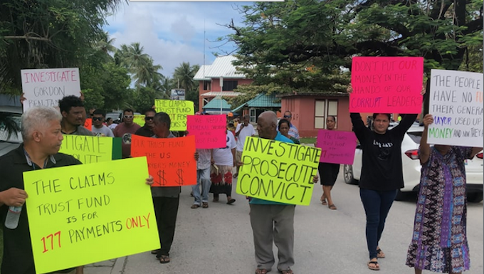 Displaced Bikini Islanders march on the US Embassy in Majuro