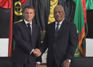 French President Emmanuel Macron with the New Caledonia territorial President Louis Mapou