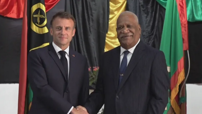 French President Emmanuel Macron with the New Caledonia territorial President Louis Mapou