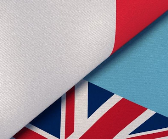The French and Fiji flags