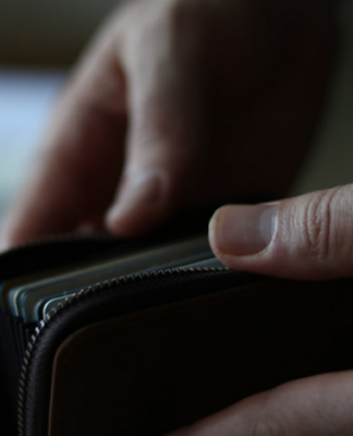 Just over half of New Zealanders surveyed - including Pacific Islanders - reported they were financially stressed