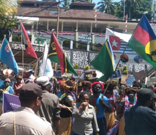 A big gathering of West Papuans in support of full West Papuan membership of the MSG took place peacefully this afternoon in the capital Jayapura