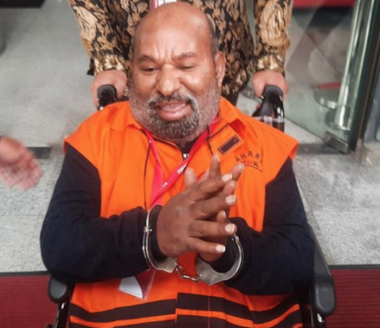 Suspended Papua Governor Lukas Enembe