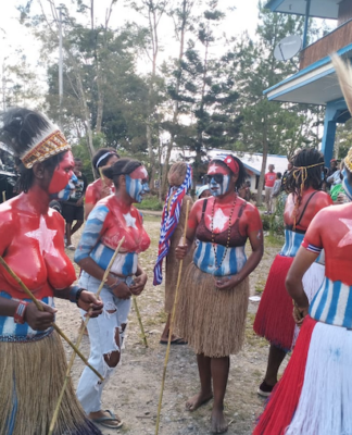 Benny Wenda says dream of MSG full membership ‘will happen’ in Port Vila West Papuans prepare for yesterday's rally in Wamena