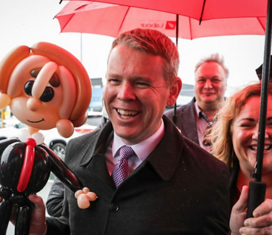 NZ's Labour Party leader Chris Hipkins
