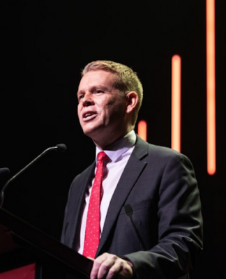 Election 2023: Labour kicks off campaign with free dental promise Labour leader Chris Hipkins