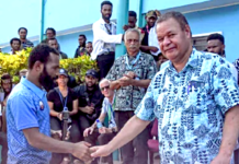 UPNG's Professor Frank Griffin with protesting medical students