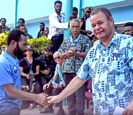 UPNG's Professor Frank Griffin with protesting medical students